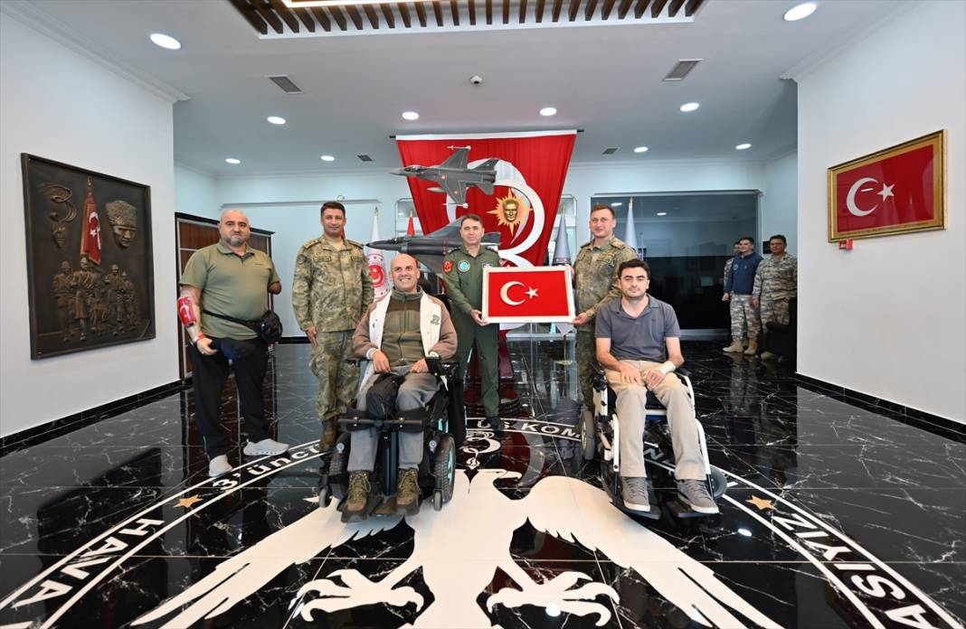 Konya, kahramanları yıldızların gölgesinde ağırladı 2